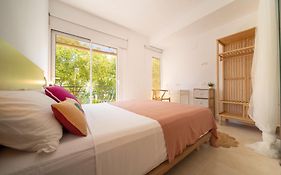 Sitges Beach Hostal